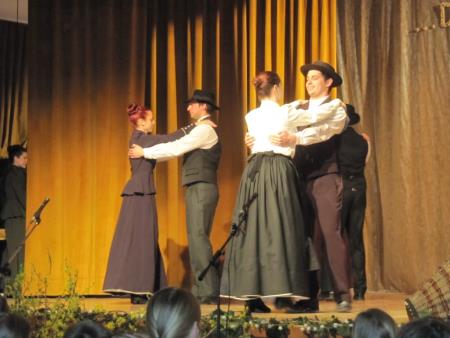 Prireditev Druži naju ples in petje posvečena dnevu žena 16